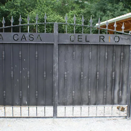 La Casa Del Rio Bárcena de Pie de Concha